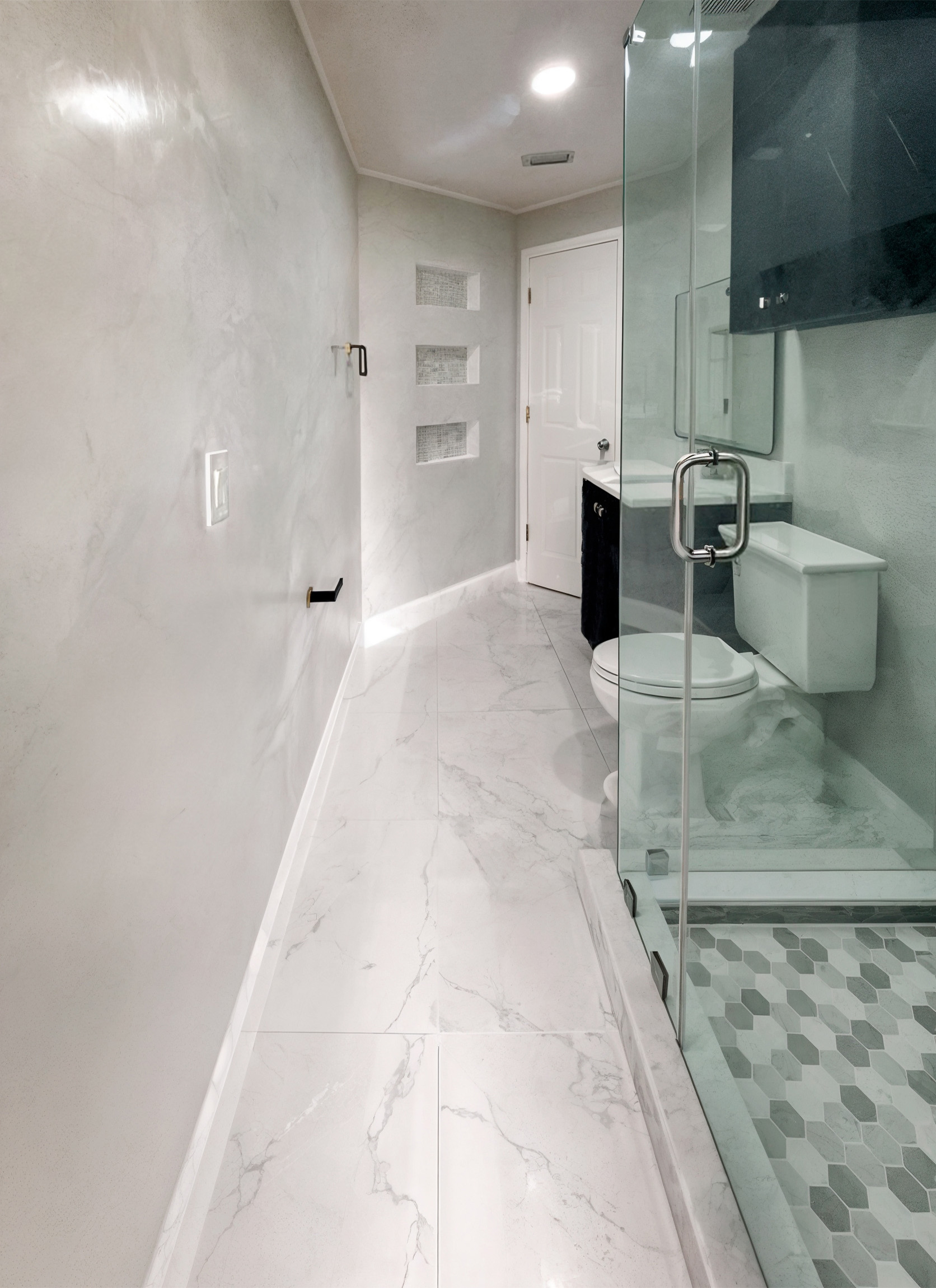 Marble, stucco and matte black